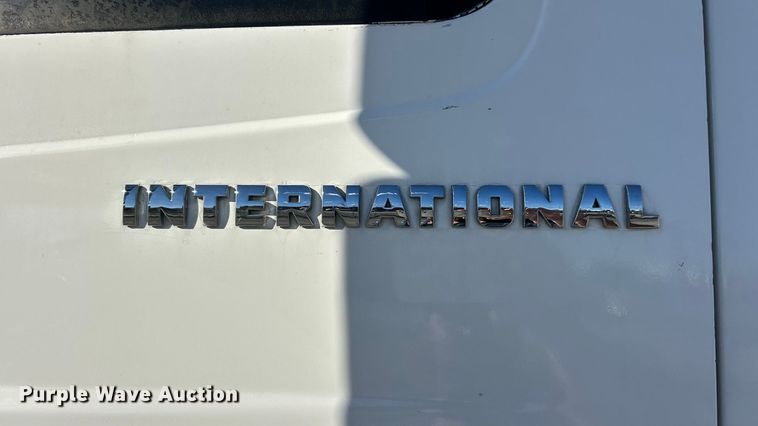 image for item ET6646 2007 International 8600 SBA semi truck