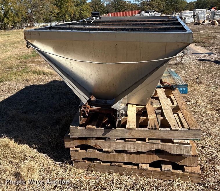 image for item ET7233 2006 Hinkler 505 spreader