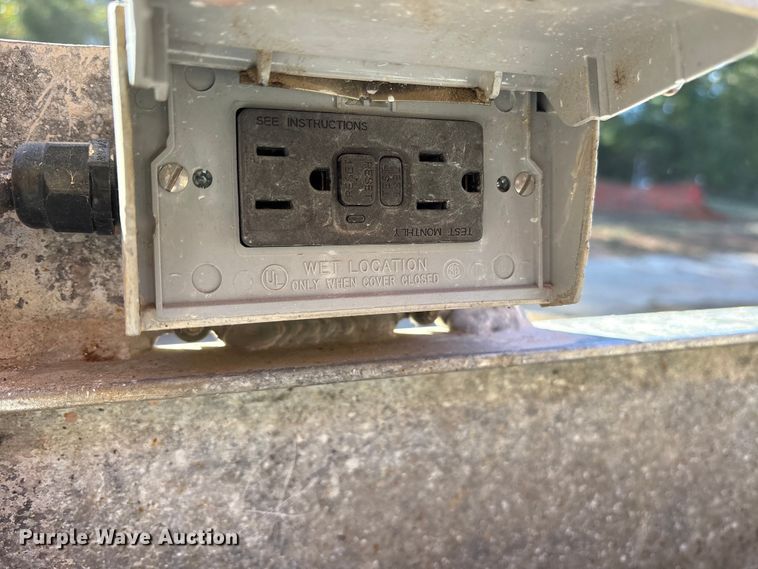 image for item ET7283 2009 JLG 2630ES scissor lift