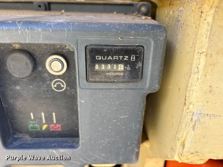 image for item ET7283 2009 JLG 2630ES scissor lift