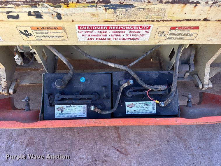 image for item ET7283 2009 JLG 2630ES scissor lift