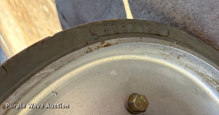 image for item ET7283 2009 JLG 2630ES scissor lift