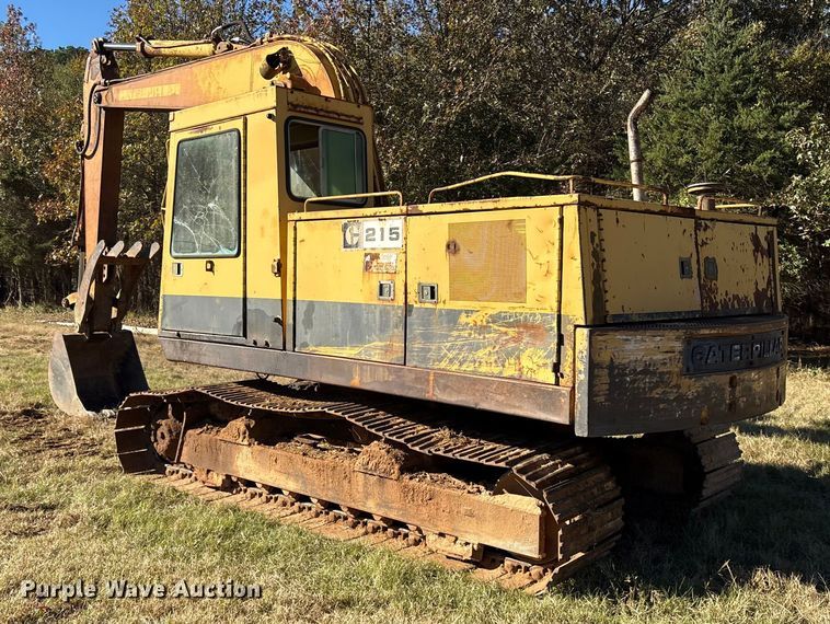 image for item ET7284 1981 Caterpillar 215 excavator