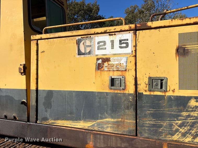 image for item ET7284 1981 Caterpillar 215 excavator