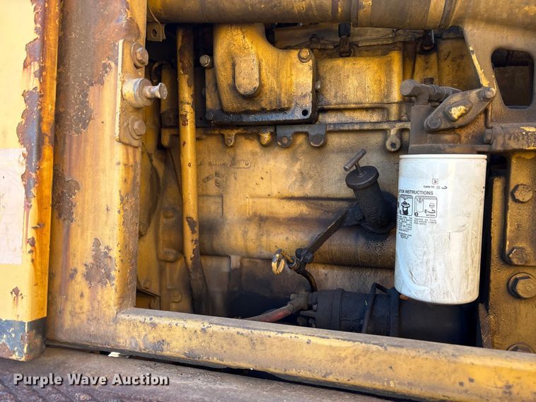 image for item ET7284 1981 Caterpillar 215 excavator