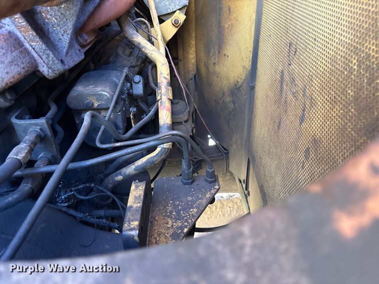 image for item ET7284 1981 Caterpillar 215 excavator