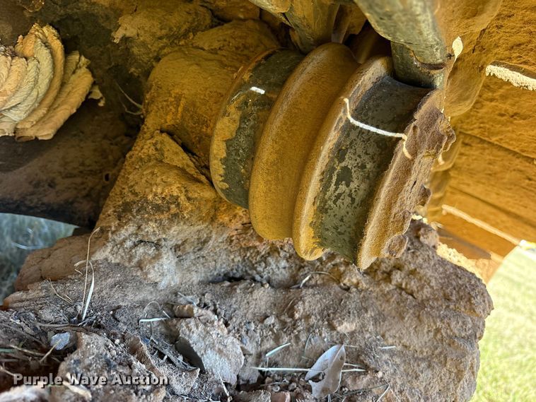 image for item ET7284 1981 Caterpillar 215 excavator