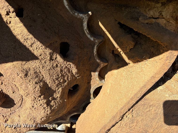 image for item ET7284 1981 Caterpillar 215 excavator