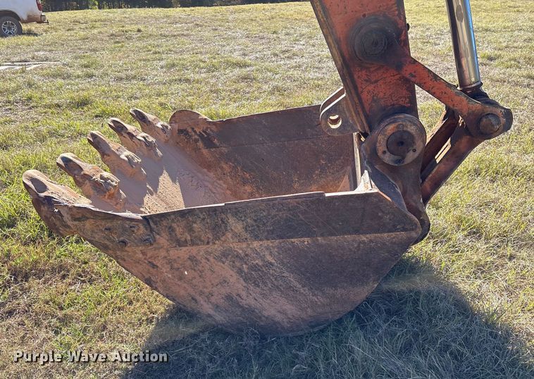 image for item ET7285 1994 Hitachi EX150 excavator