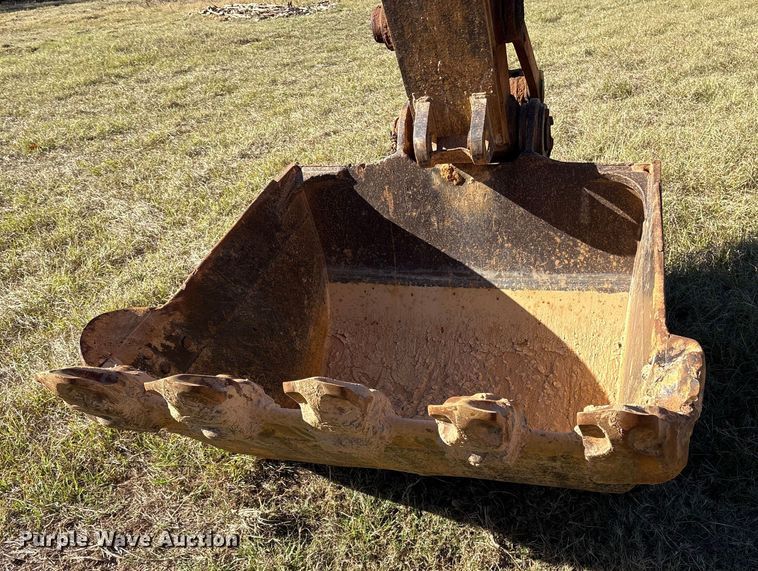 image for item ET7285 1994 Hitachi EX150 excavator