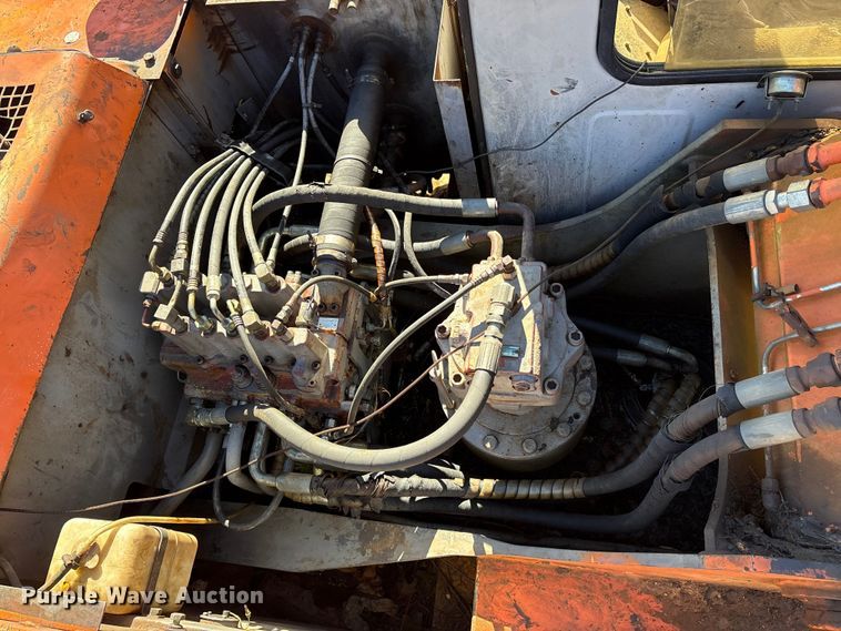 image for item ET7285 1994 Hitachi EX150 excavator