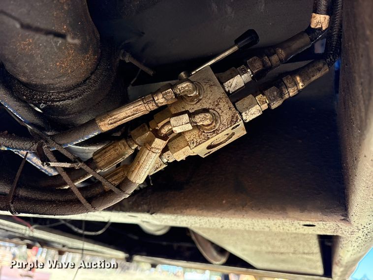 image for item ET7285 1994 Hitachi EX150 excavator