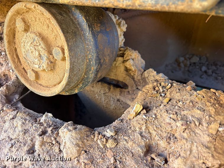 image for item ET7285 1994 Hitachi EX150 excavator