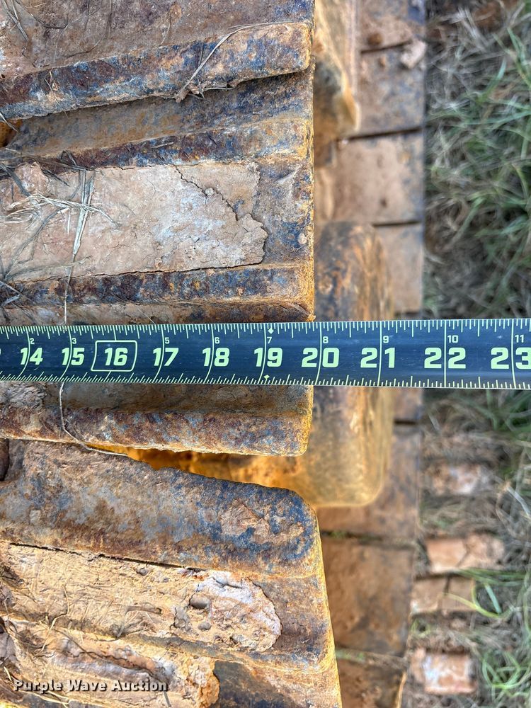 image for item ET7285 1994 Hitachi EX150 excavator