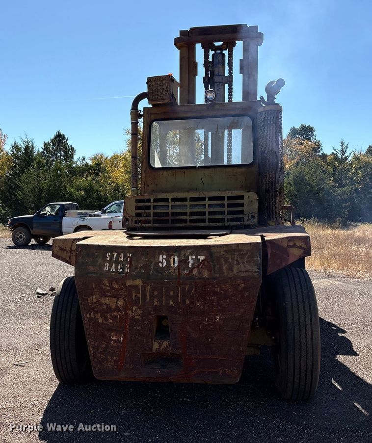 image for item ET7286 1979 Clark Y300 forklift