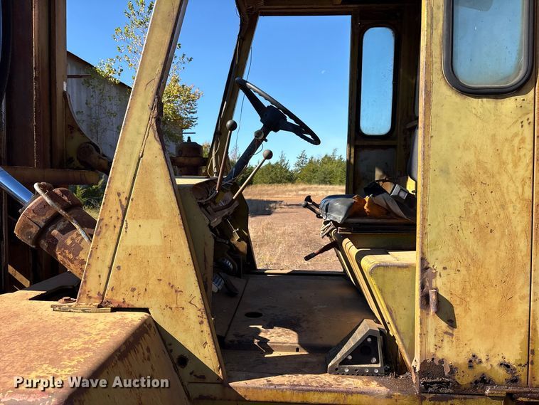 image for item ET7286 1979 Clark Y300 forklift