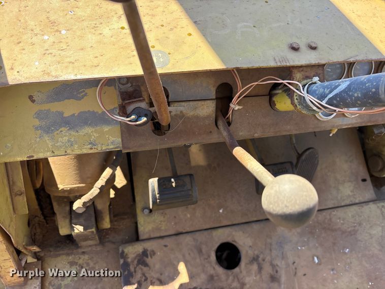 image for item ET7286 1979 Clark Y300 forklift