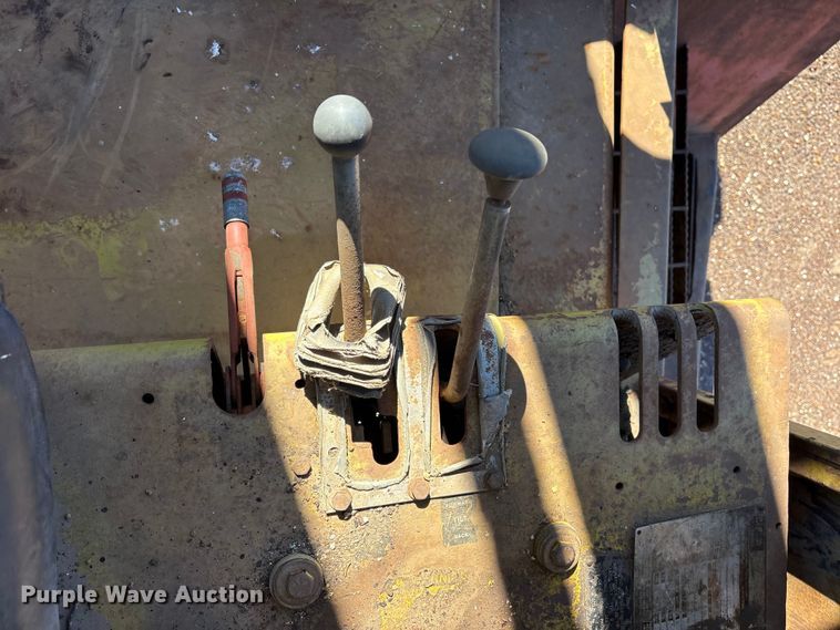 image for item ET7286 1979 Clark Y300 forklift