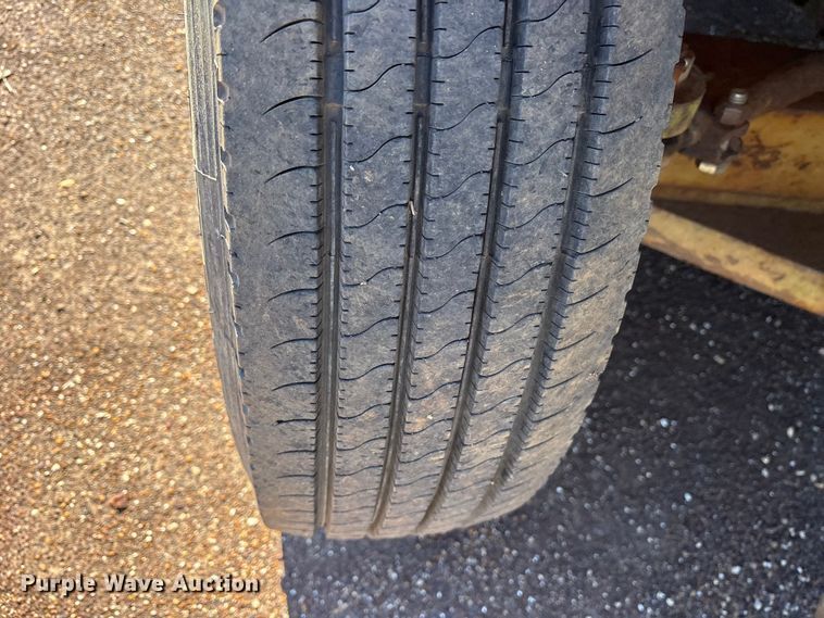 image for item ET7286 1979 Clark Y300 forklift