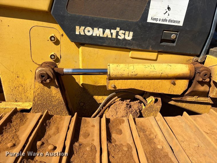 image for item ET7287 2006 Komatsu D39PX-21 dozer