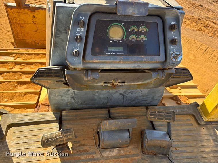 image for item ET7287 2006 Komatsu D39PX-21 dozer