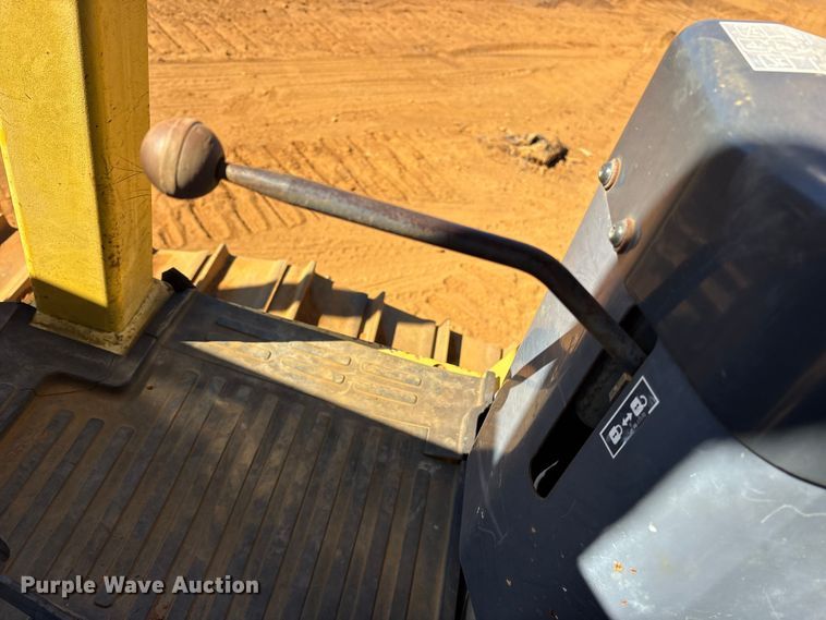 image for item ET7287 2006 Komatsu D39PX-21 dozer