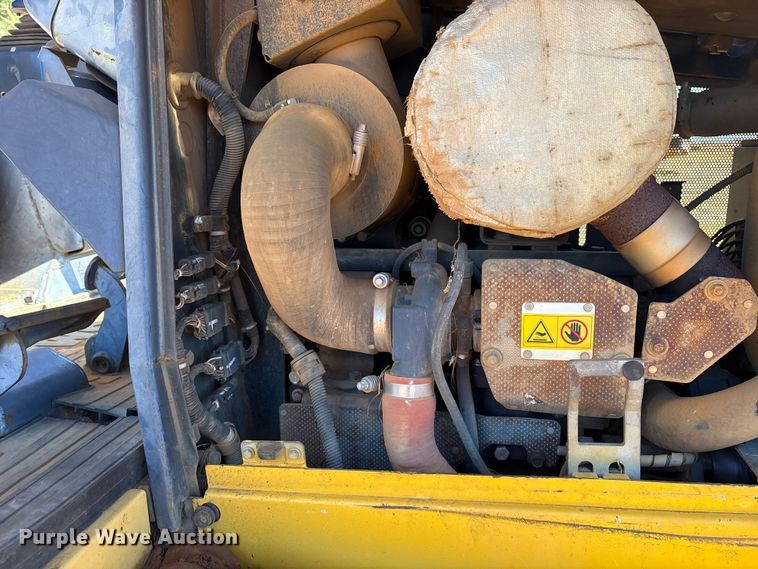 image for item ET7287 2006 Komatsu D39PX-21 dozer