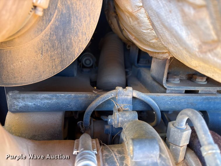 image for item ET7287 2006 Komatsu D39PX-21 dozer