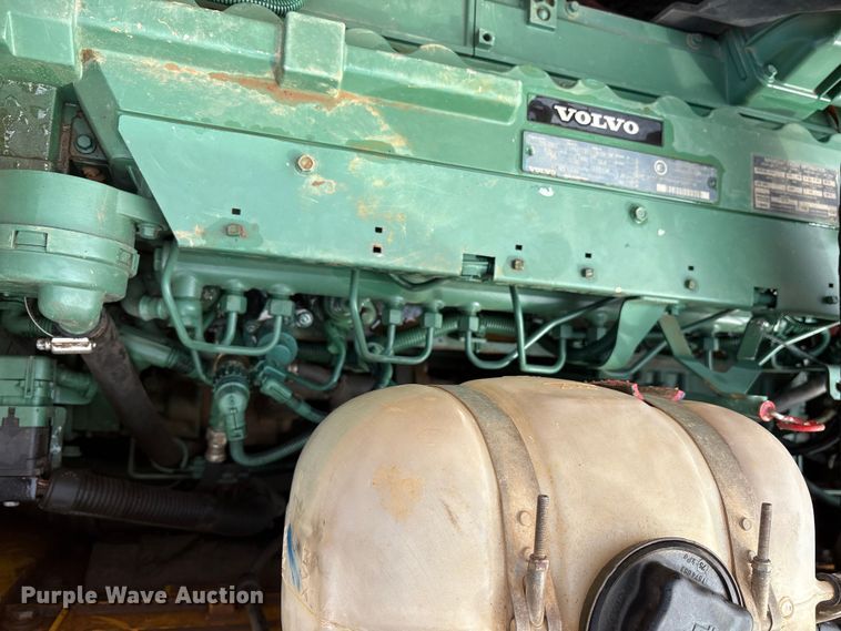 image for item ET7324 2006 Volvo EC240BLC excavator