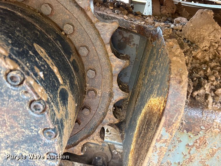 image for item ET7324 2006 Volvo EC240BLC excavator