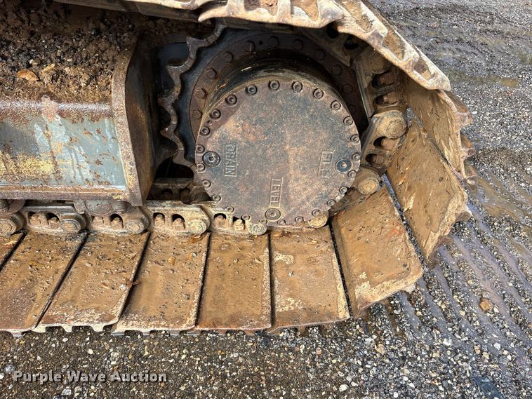 image for item ET7324 2006 Volvo EC240BLC excavator