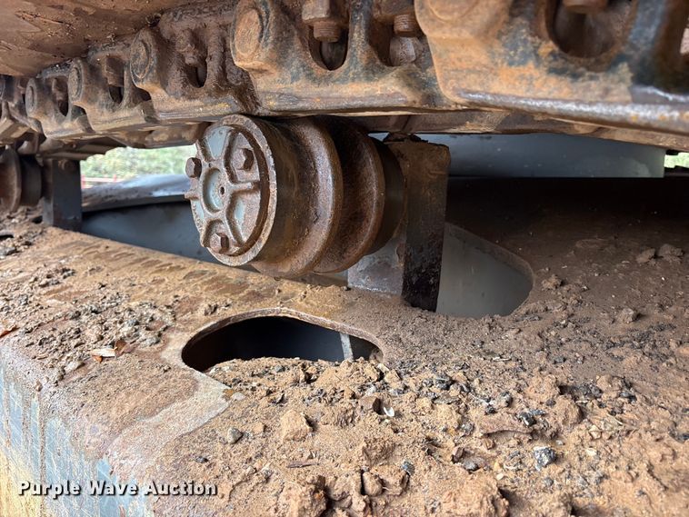 image for item ET7324 2006 Volvo EC240BLC excavator