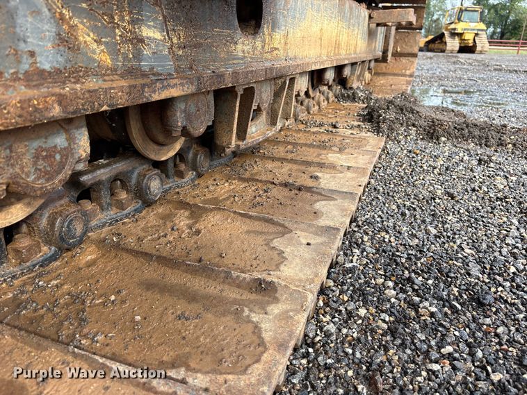 image for item ET7324 2006 Volvo EC240BLC excavator