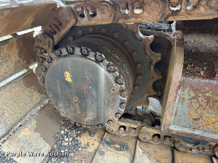 image for item ET7325 2006 Volvo EC240BLC excavator