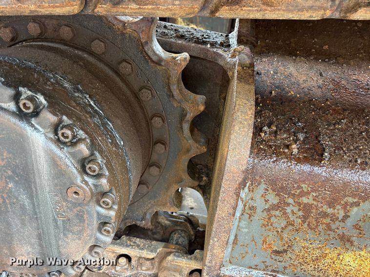 image for item ET7325 2006 Volvo EC240BLC excavator