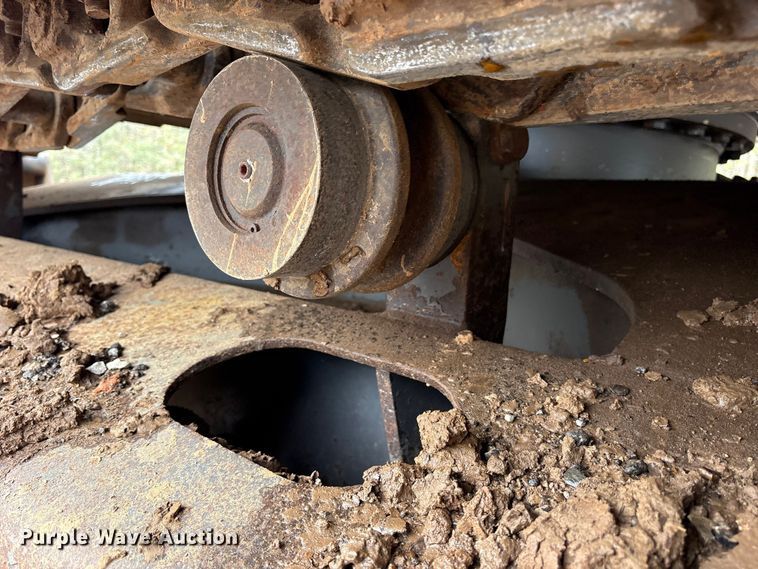 image for item ET7325 2006 Volvo EC240BLC excavator