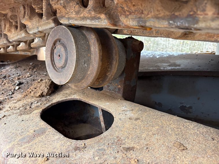 image for item ET7325 2006 Volvo EC240BLC excavator