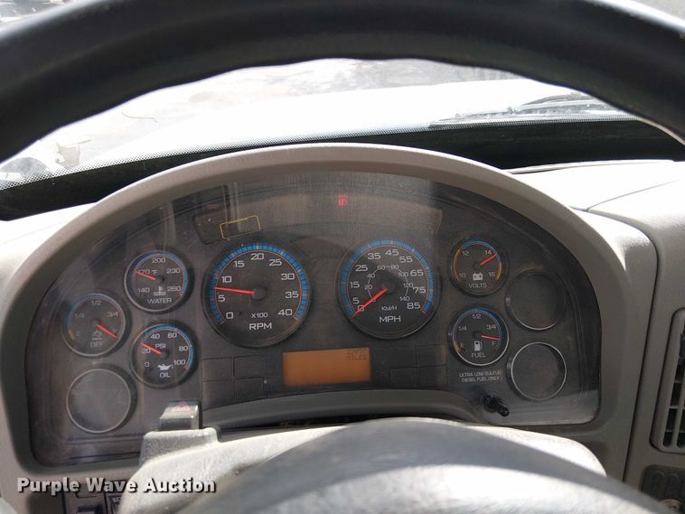 image for item EU2515 2015 International MA025 water truck