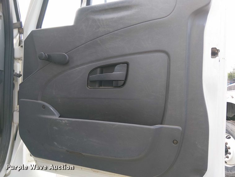 image for item EU2515 2015 International MA025 water truck