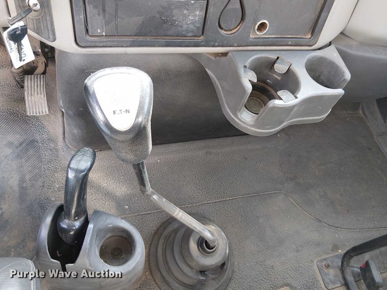 image for item EU2515 2015 International MA025 water truck