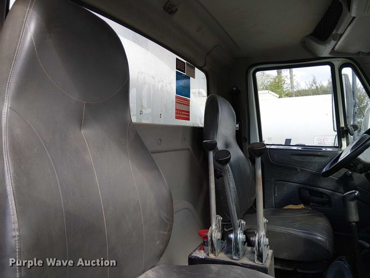 image for item EU2515 2015 International MA025 water truck