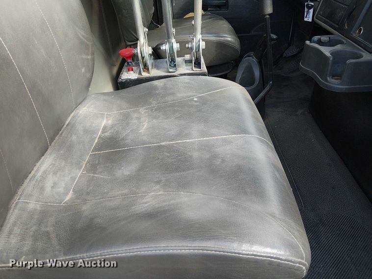 image for item EU2515 2015 International MA025 water truck