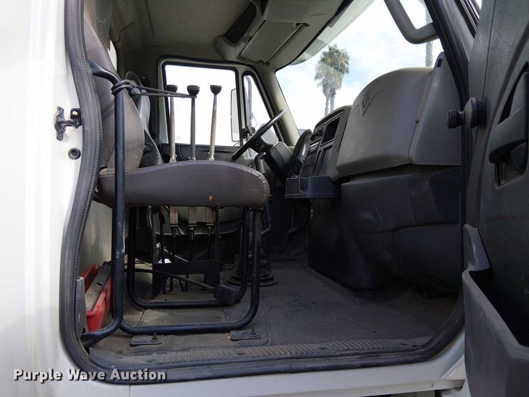 image for item EU2515 2015 International MA025 water truck