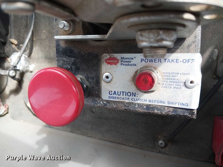 image for item EU2515 2015 International MA025 water truck