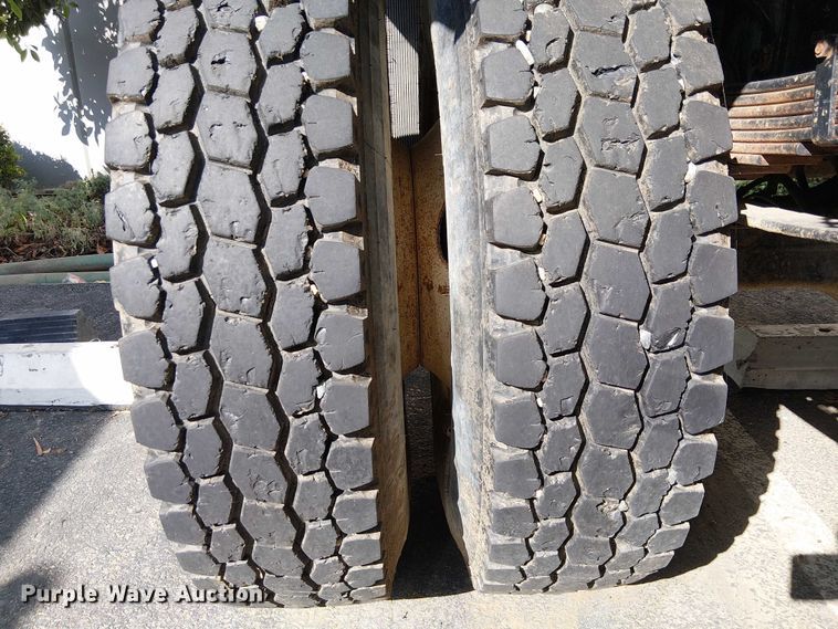 image for item EU2515 2015 International MA025 water truck