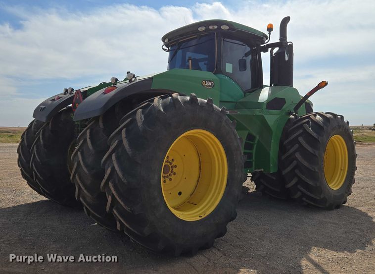 image for item EU3929 2016 John Deere 9570R Scraper Special 4WD tractor