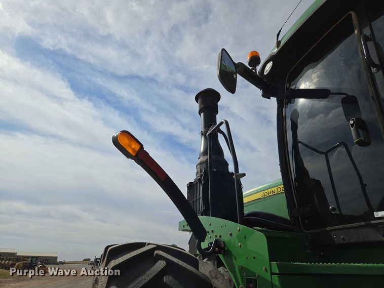 image for item EU3929 2016 John Deere 9570R Scraper Special 4WD tractor