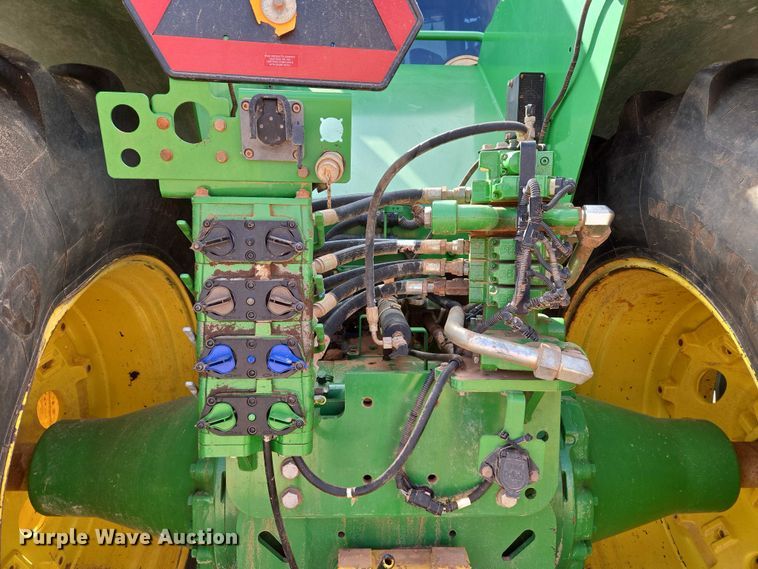 image for item EU3929 2016 John Deere 9570R Scraper Special 4WD tractor