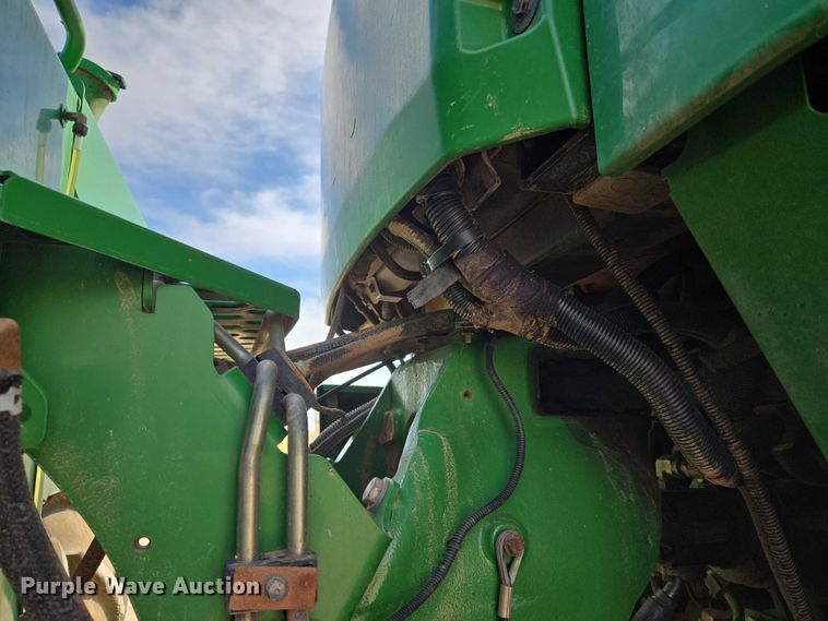 image for item EU3929 2016 John Deere 9570R Scraper Special 4WD tractor