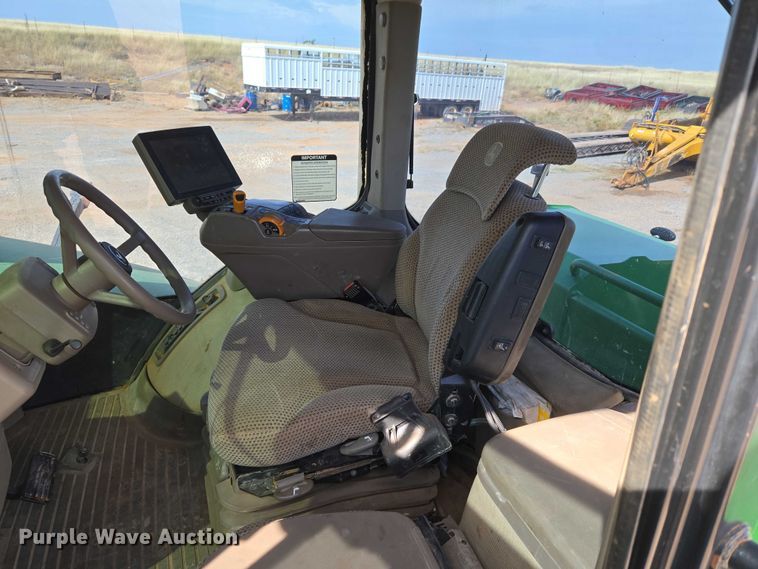 image for item EU3929 2016 John Deere 9570R Scraper Special 4WD tractor